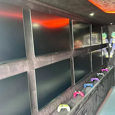 A room filled with lots of different colored items.